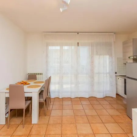 Varzis' Apartment